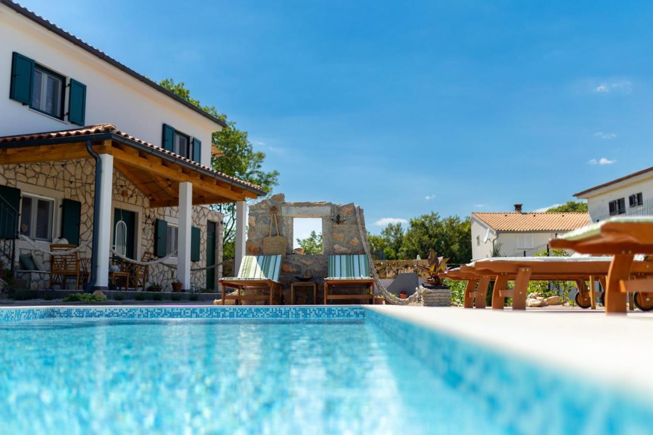 Villa Adastra Malinska Exteriör bild